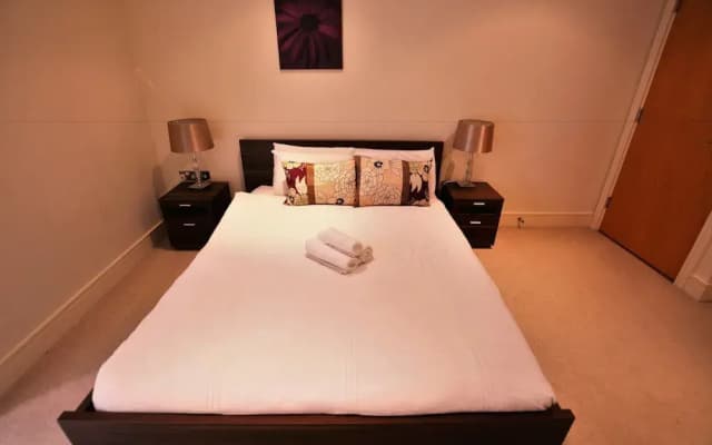 Denison House - Elite Apartments - photo 3