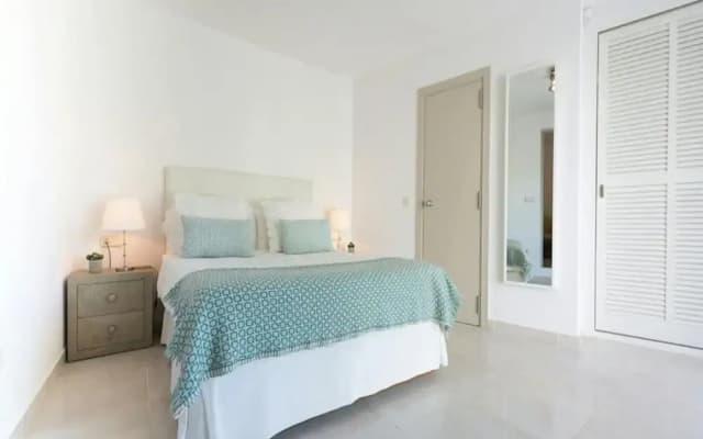 Villa in Porroig With Stunning Sea Views - photo 4