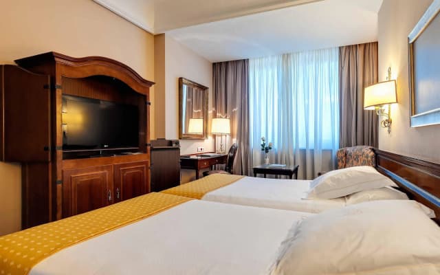 Hotel Miguel Angel by BlueBay - photo 3