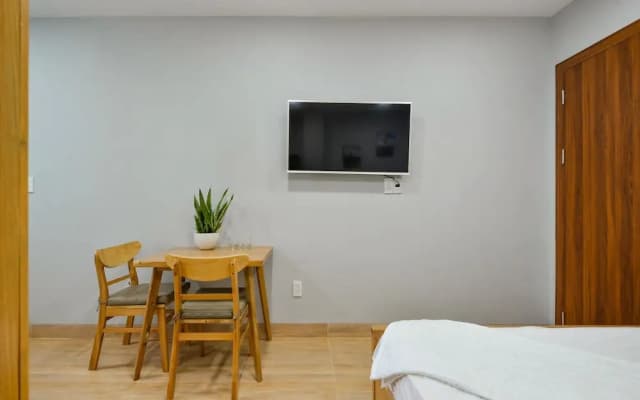 Your Home Serviced Apartment - photo 3