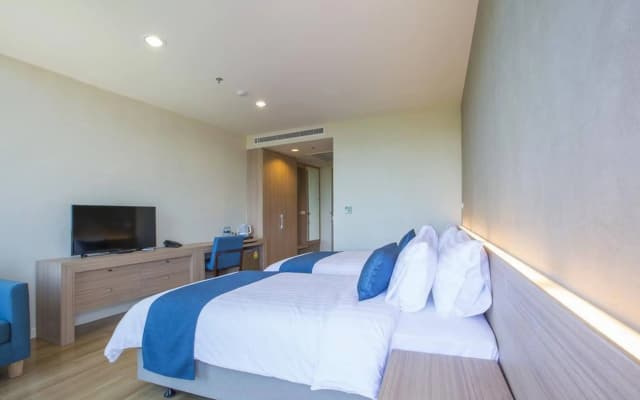 Wora Wana Hua Hin Hotel & Convention - photo 3