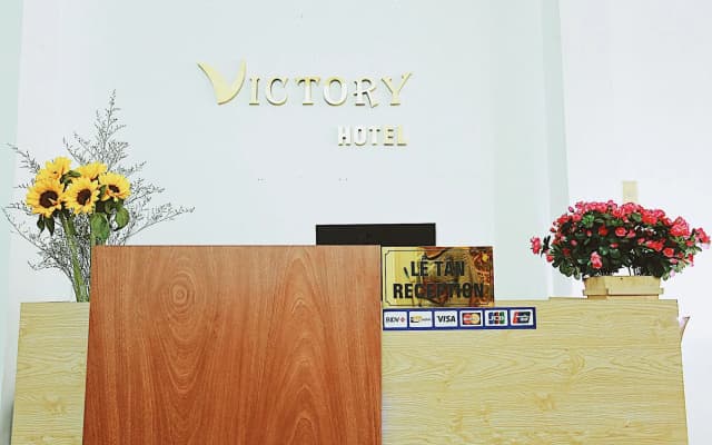 Victory Hotel - photo 2