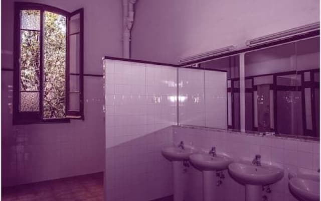 Barcelona Riders Hostel - photo 5
