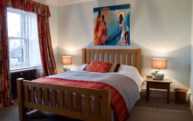 2 Bedroom West End Flat Sleeps 4 - photo 5