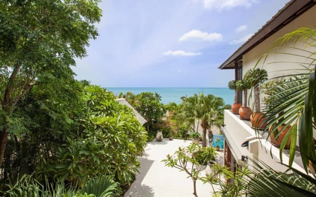 The Hideaway Suites Boutique Guesthouse - photo 2