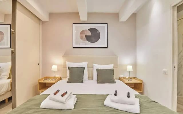 Charming Apartment Center of Paris Le Marais - photo 4