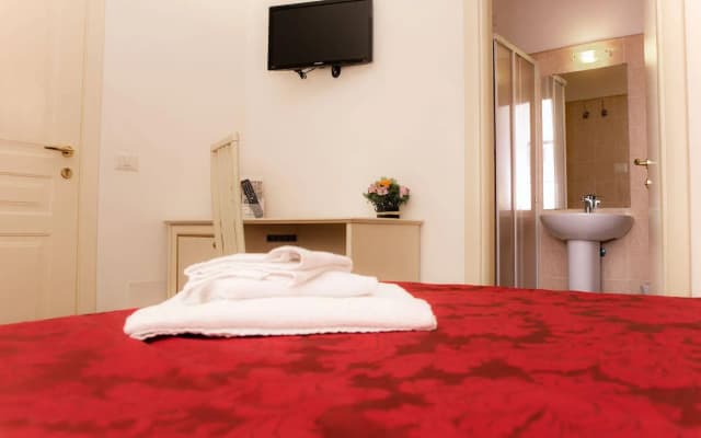 Best Suites Pantheon - photo 2