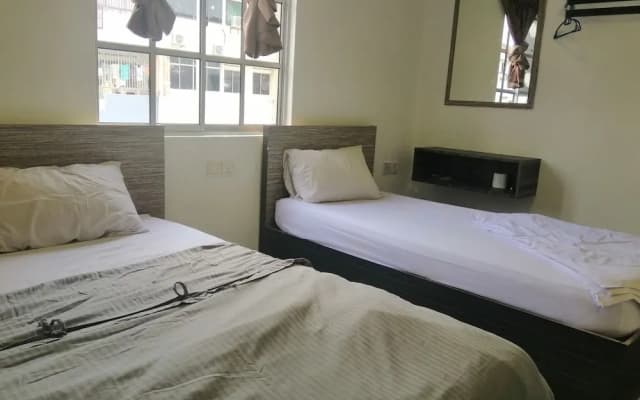 OYO 90028 Ragula Hotel - photo 4