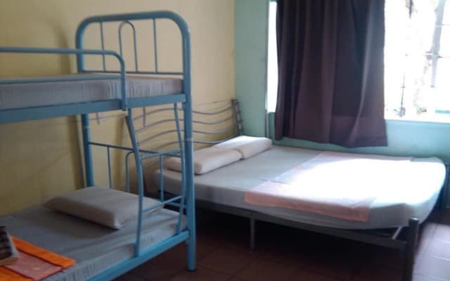 Jesselton Cabin - Hostel - photo 2