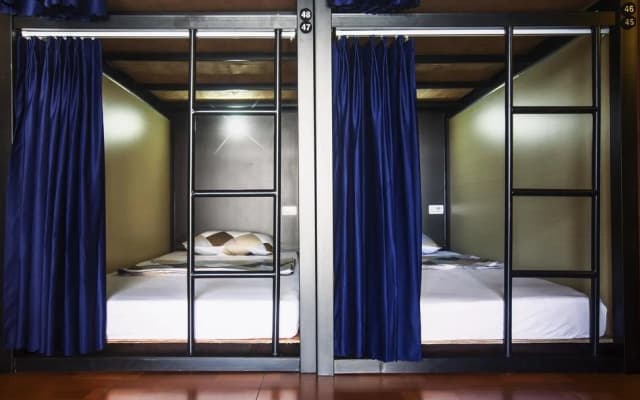 1812 Boutique Hostel - photo 3