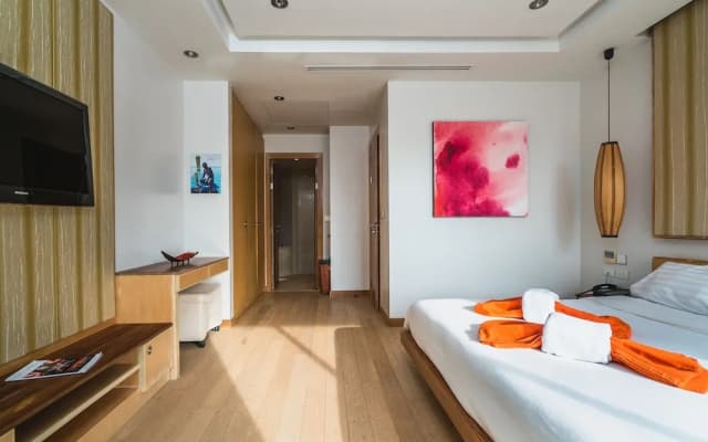 BangTao Beachfront by Lofty - photo 4