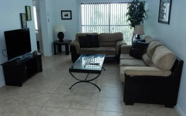 Modern Atrium Drive Condo - photo 3