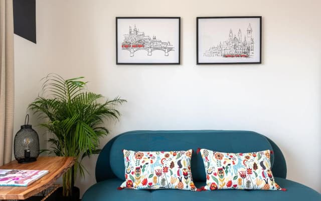 BRIGHT CHARMING Apt with TERRACE, PARKING & AirCo. - photo 5