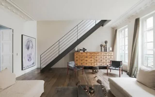 Class and Elegance: Parisian Apartment - photo 2