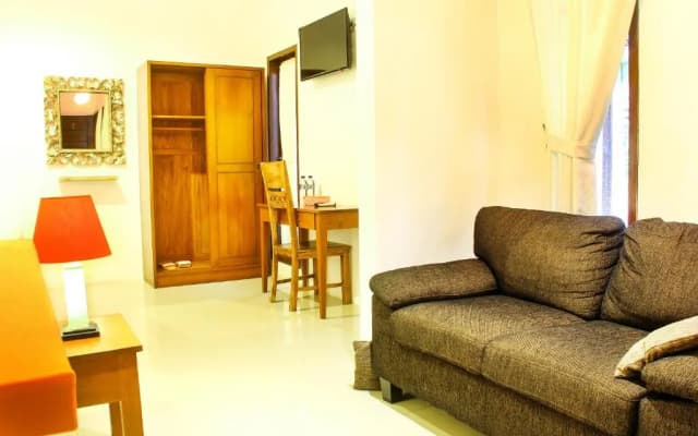 d'Lumbung Suites and Residence - photo 3