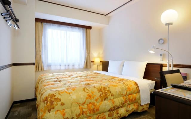 Toyoko Inn Tokyo Nihombashi Hamacho Meijiza Mae - photo 2