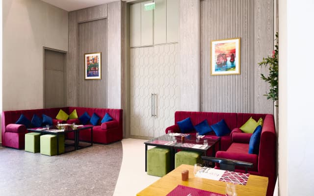DoubleTree by Hilton Hotel Doha Old Town - photo 2