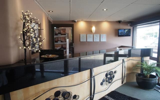 Garden Lodge Sydney - photo 2