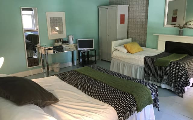 The Caspian Hotel - photo 3