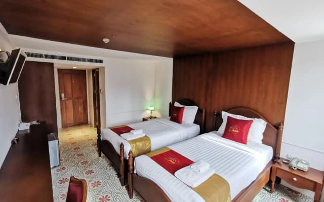 Lertnimit Boutique Hotel - photo 3