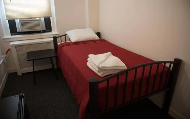 Flushing YMCA Hostel - photo 3