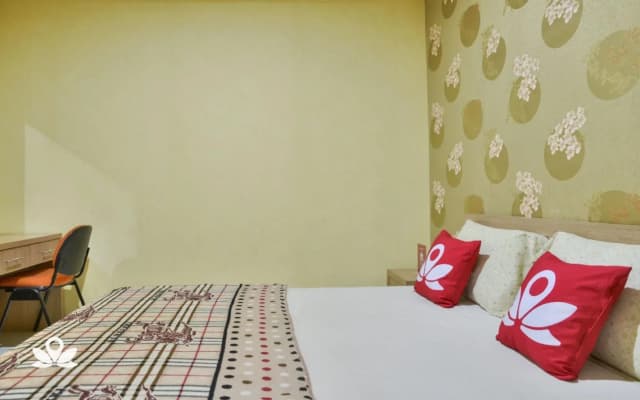 ZEN Rooms Mangga Besar 8 - photo 4