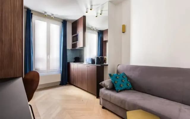 Appartement in the Heart of Paris Nation/charonne - photo 3