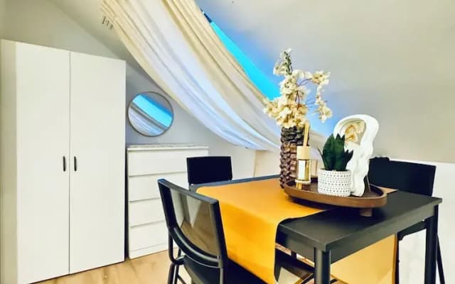 Comfortable 5 BR Apt near Schonbrunn - photo 2