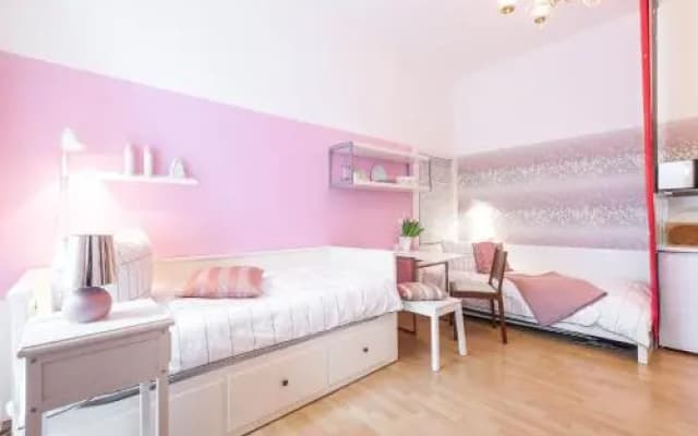 Süßes 1-Zimmer-Apartment in Kollwitzplatz-Nähe - photo 2