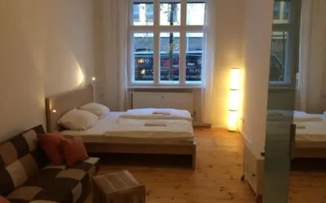 Lodge Berlin - Apartments - photo 2