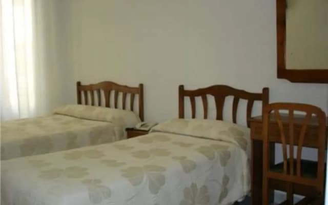 Hostal Excelsior - photo 3