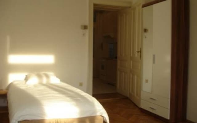 Vienna-Apartment-One Halbgasse - photo 2