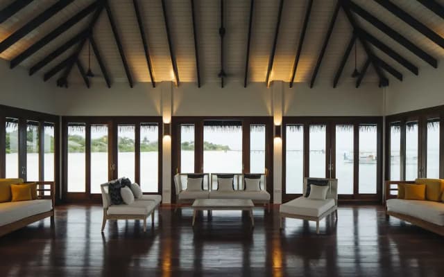 Zitahli Dholhiyadhoo Resort - photo 5