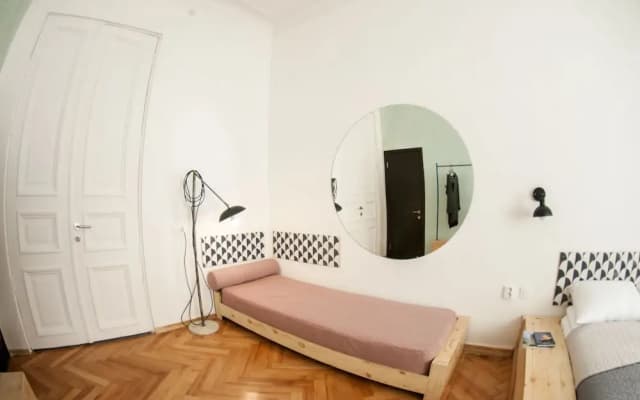 Aseana Hostel - photo 2