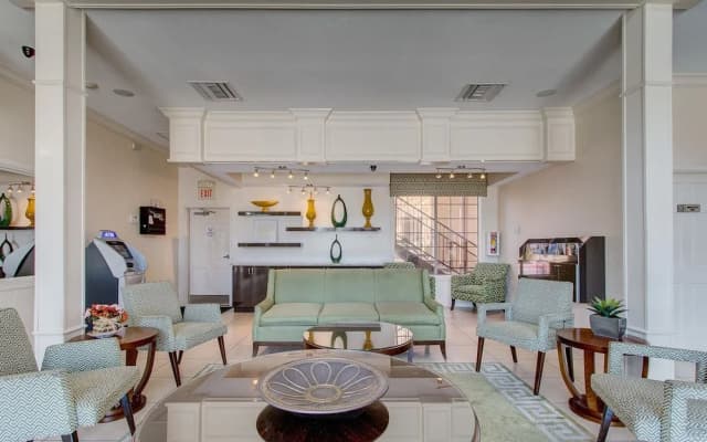 Emerald Suites - Las Vegas - photo 4