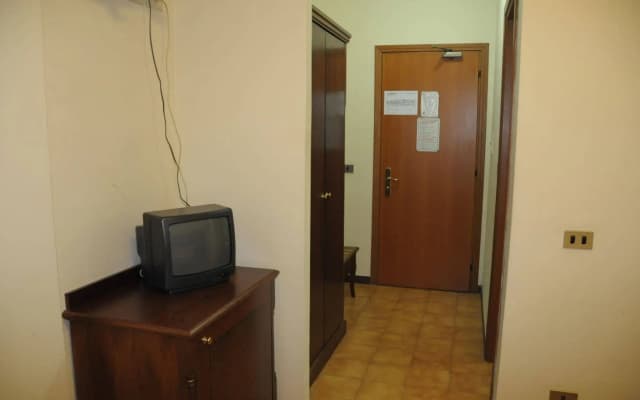 Hotel Cinecitta - photo 5