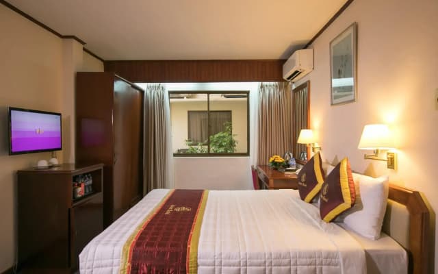 Asian Hotel - photo 5