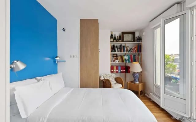 Stunning 3 Bed Apt With Balcony Near Champs Elysée - photo 4