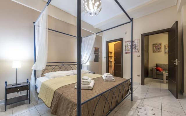 Athens Heart Apartments - photo 2
