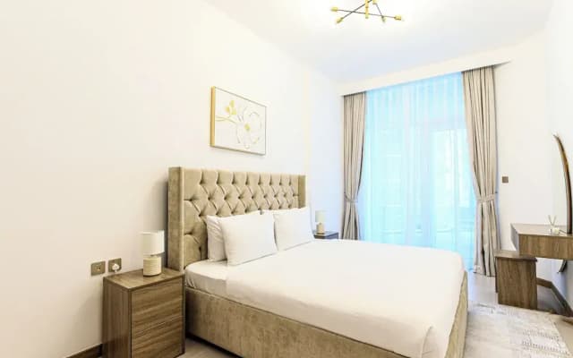 1BR Apt Residence Along Business Bay Canal - photo 4