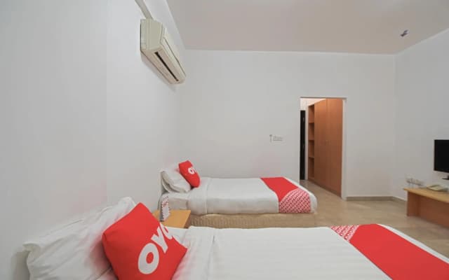 OYO 117 Majestic Hotel - photo 4