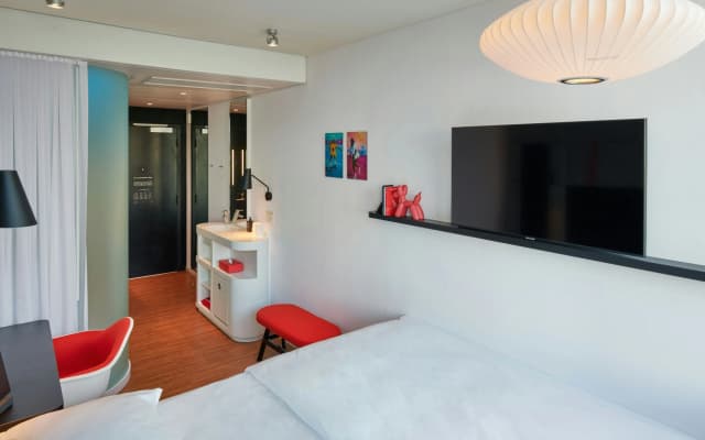 citizenM Miami Worldcenter - photo 4