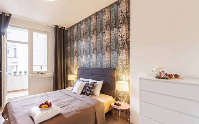 Central Prague Crown Apartments - photo 4
