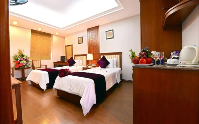 Golden Legend Boutique Hotel - photo 4