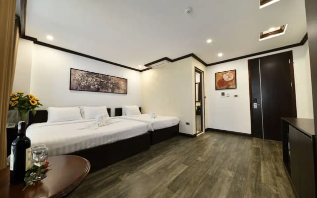 Kingdom Hotel Hanoi - photo 4