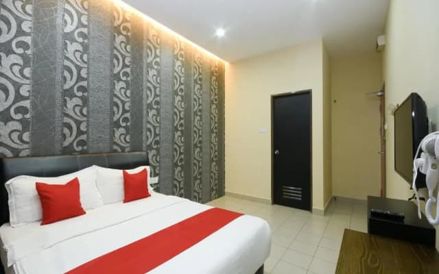 Hotel O Ys Inn - photo 3