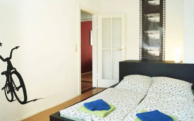 City-Center 3-room Apartment in Mitte - photo 2
