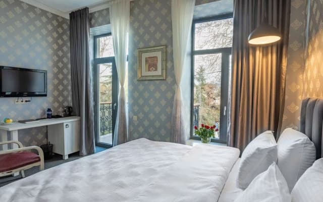 Tbilisi Central Inn - photo 2