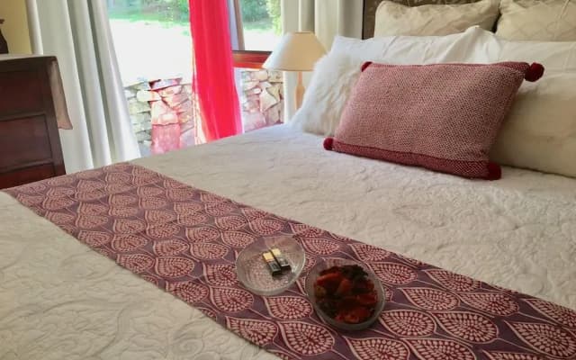 Crimson Villa - photo 2