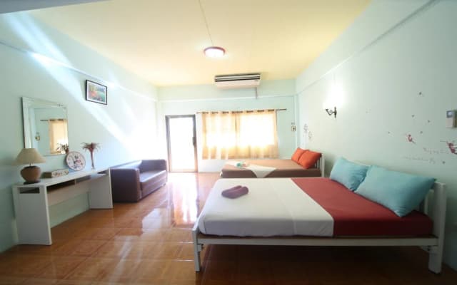 Cube Hostel Krabi - photo 3